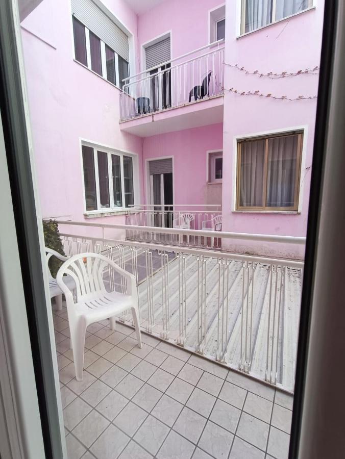 Hotel Villa Elisa Rimini Buitenkant foto