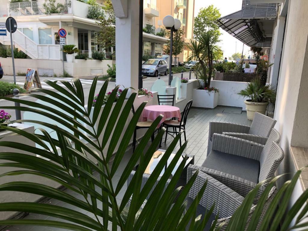 Hotel Villa Elisa Rimini Buitenkant foto